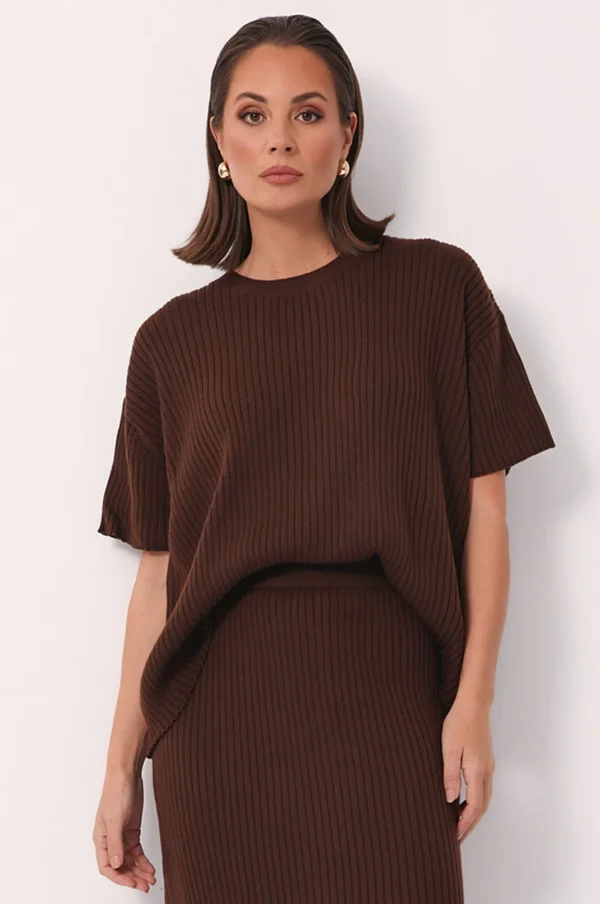 Adorne Shani Rib Knit Short Sleeve Top - Chocolate