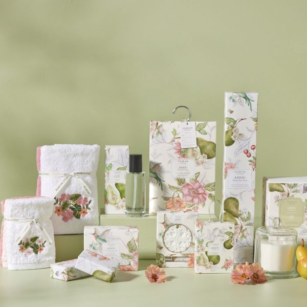Pilbeam Living Anjou Scented Ceramic & Spray